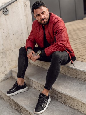 BORDO TRUMPA STRIUKĖ