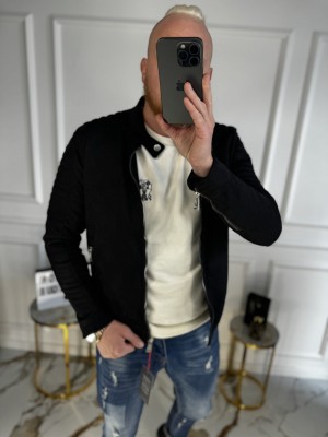 TRUMPA JUODA ZOMŠINĖ STRIUKĖ