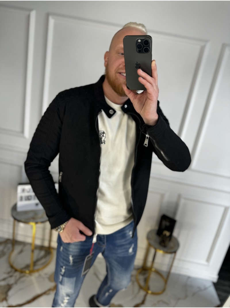 TRUMPA JUODA ZOMŠINĖ STRIUKĖ