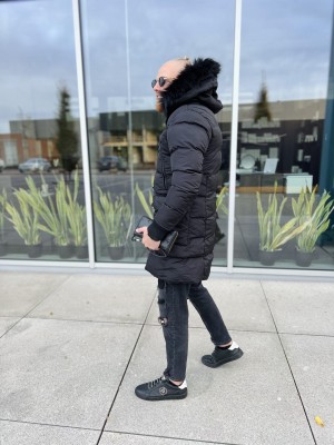 ILGA STRIUKĖ SU KAILIU