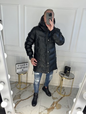 ILGA JUODA ECO ODOS STRIUKĖ SU KAPIŠONU