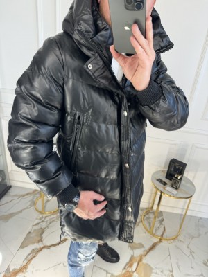 ILGA JUODA ECO ODOS STRIUKĖ SU KAPIŠONU