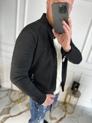 TRUMPA JUODA ZOMŠINĖ STRIUKĖ