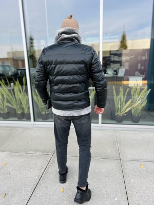 TRUMPA SU KAILIU STRIUKĖ