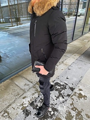 ILGA MATINĖ STRIUKĖ SU KAILIU