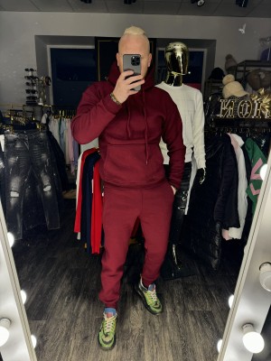 BORDO SU PAŠILTINIMU SPORTINIAI KOSTIUMAI