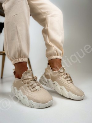 LAISVALAIKIO BATAI SU BALTU PADU (KREMINIAI)