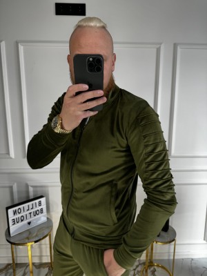 LIETUVIŠKI VELIŪRINIAI CHAKI SPORTINIAI KOSTIUMAI